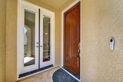 Entry Way - 1240 Wildwing Ln, Vallejo, CA 94591 photo 1 of 7