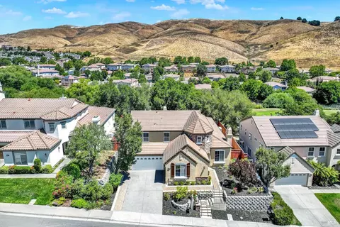 View/Area - 1240 Wildwing Ln, Vallejo, CA 94591 photo 1 of 6