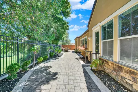 Exterior - 1240 Wildwing Ln, Vallejo, CA 94591 photo 8 of 11