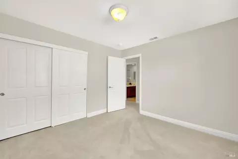 Bedroom - 1240 Wildwing Ln, Vallejo, CA 94591 photo 12 of 13
