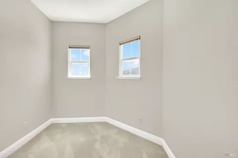 Bedroom - 1240 Wildwing Ln, Vallejo, CA 94591 photo 7 of 13