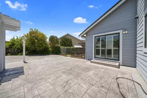 Exterior - 891 Wellfleet Dr, Vallejo, CA 94591 photo 18 of 29