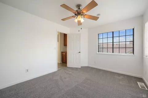 Bedroom - 891 Wellfleet Dr, Vallejo, CA 94591 photo 11 of 16