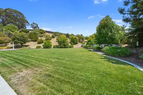 Exterior - 891 Wellfleet Dr, Vallejo, CA 94591 photo 7 of 29