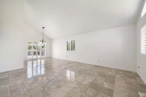 Living - 891 Wellfleet Dr, Vallejo, CA 94591 photo 1 of 9