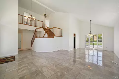 Living - 891 Wellfleet Dr, Vallejo, CA 94591 photo 2 of 9
