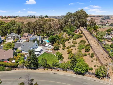 View/Area - 891 Wellfleet Dr, Vallejo, CA 94591 photo 7 of 14