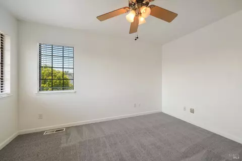 Bedroom - 891 Wellfleet Dr, Vallejo, CA 94591 photo 9 of 16