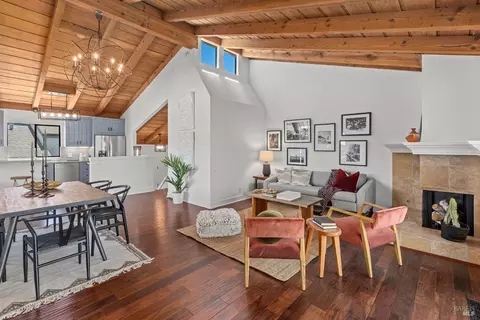 805 S Eliseo Dr #1, Greenbrae, CA 94904