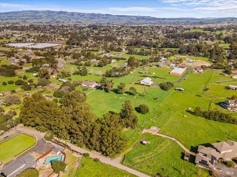 549 Fairview Ct, Petaluma, CA 94952 photo 21
