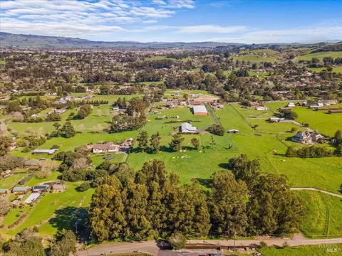 549 Fairview Ct, Petaluma, CA 94952 photo 12