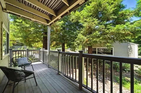 Exterior - 115 Koch Rd, Corte Madera, CA 94925 photo 1 of 8