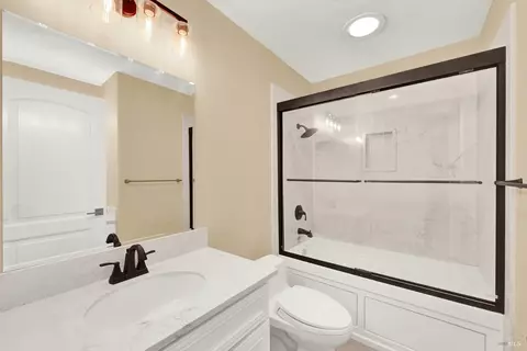 Bath - 681 Hillside Dr, Fairfield, CA 94533 photo 9 of 12