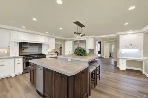 Kitchen - 681 Hillside Dr, Fairfield, CA 94533 photo 11 of 15