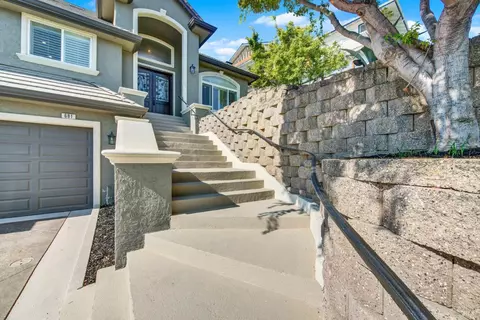 Exterior - 681 Hillside Dr, Fairfield, CA 94533 photo 9 of 17