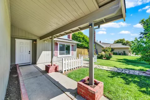 640 Berkshire Dr, Dixon, CA 95620 photo 6