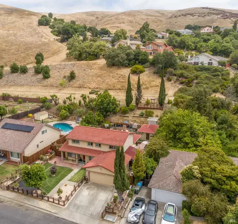 View/Area - 128 Newcastle Dr, Vallejo, CA 94591 photo 2 of 6