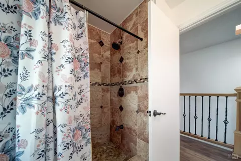 Bath - 128 Newcastle Dr, Vallejo, CA 94591 photo 3 of 7