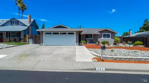 172 Andover Dr, Vacaville, CA 95687