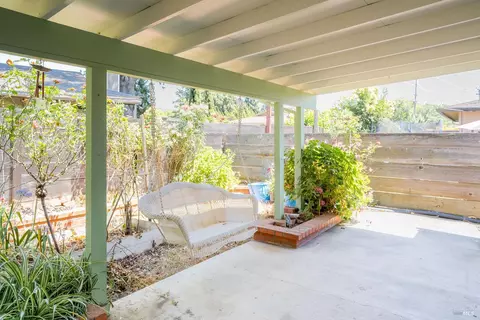 Exterior - 3042 Beecham St, Napa, CA 94558 photo 5 of 9