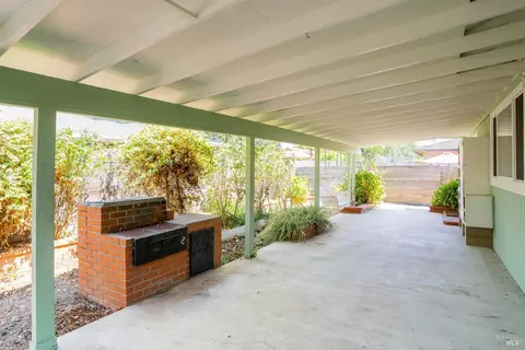 Exterior - 3042 Beecham St, Napa, CA 94558 photo 4 of 9