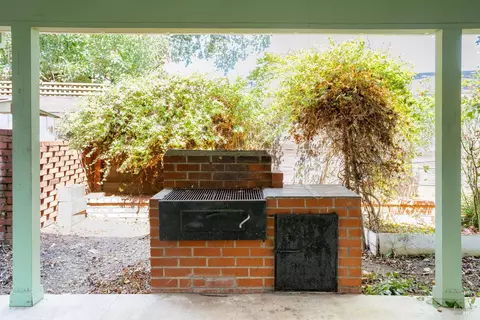 Exterior - 3042 Beecham St, Napa, CA 94558 photo 3 of 9