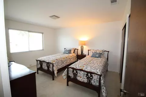 1588 Vervais Ave, Vallejo, CA 94591 photo 26