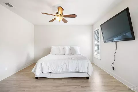 Bedroom - 7409 Imperial Ct, Vallejo, CA 94591 photo 6 of 6