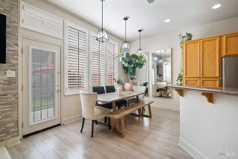 Dining - 7409 Imperial Ct, Vallejo, CA 94591 photo 1 of 2
