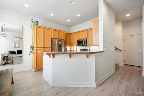 Kitchen - 7409 Imperial Ct, Vallejo, CA 94591 photo 5 of 5