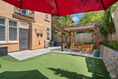 Exterior - 7409 Imperial Ct, Vallejo, CA 94591 photo 5 of 8