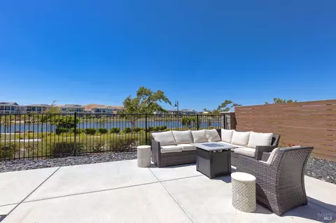 Exterior - 2415 Waterside Dr, Fairfield, CA 94533 photo 4 of 10