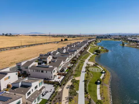 View/Area - 2415 Waterside Dr, Fairfield, CA 94533 photo 9 of 9