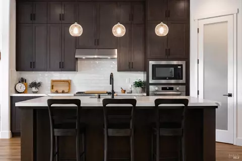 Kitchen - 2415 Waterside Dr, Fairfield, CA 94533 photo 4 of 7
