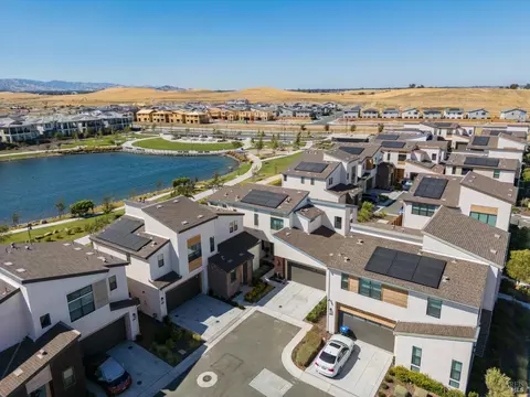 View/Area - 2415 Waterside Dr, Fairfield, CA 94533 photo 3 of 9