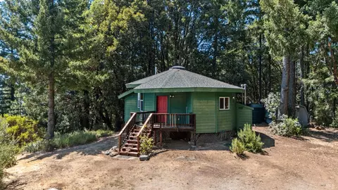 1921 Laytonville Dos Rios Rd, Laytonville, CA 95454