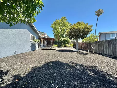 2124 E 5th St, Benicia, CA 94510 photo 52