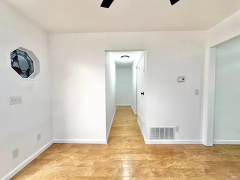 2124 E 5th St, Benicia, CA 94510 photo 17