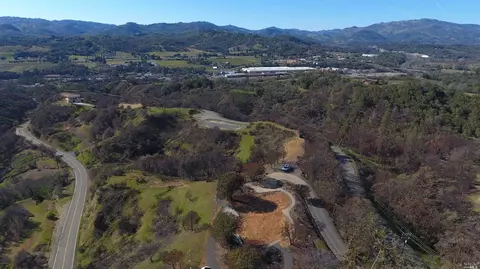 851 Rubicon Ct, Ukiah, CA 95482