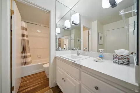 873 Oak Leaf Way, Napa, CA 94558 photo 24
