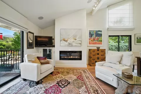 873 Oak Leaf Way, Napa, CA 94558 photo 13