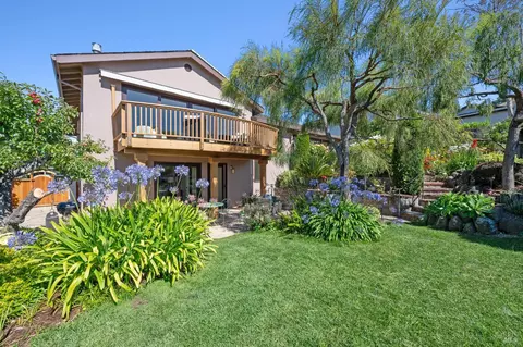 Exterior - 17 Privateer Dr, Corte Madera, CA 94925 photo 8 of 24