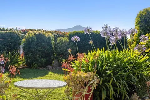 Exterior - 17 Privateer Dr, Corte Madera, CA 94925 photo 7 of 24