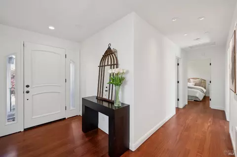 Entry Way - 17 Privateer Dr, Corte Madera, CA 94925 photo 2 of 3