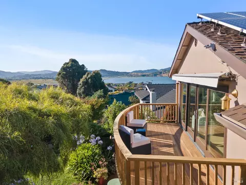 17 Privateer Dr, Corte Madera, CA 94925