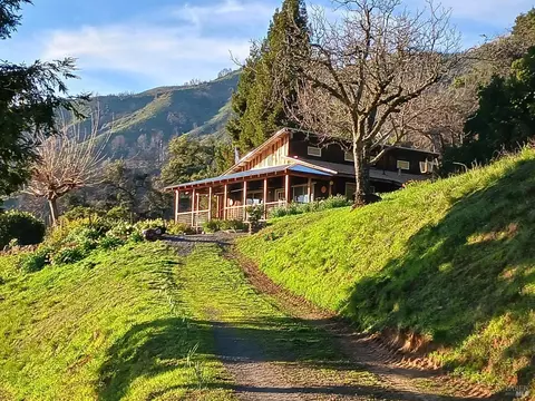 7110 Anderson Ranch Rd, Geyserville, CA 95441