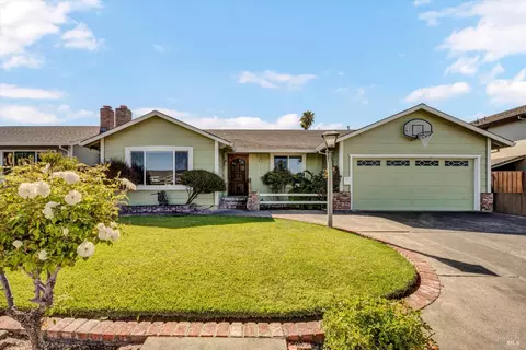 1612 San Marino Dr, Petaluma, CA 94954