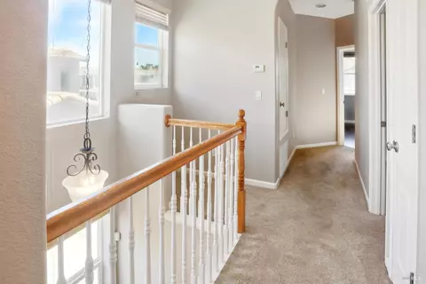 Entry Way - 2438 Sheldon Dr, Fairfield, CA 94533 photo 3 of 6