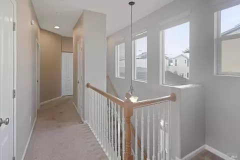 Entry Way - 2438 Sheldon Dr, Fairfield, CA 94533 photo 2 of 6