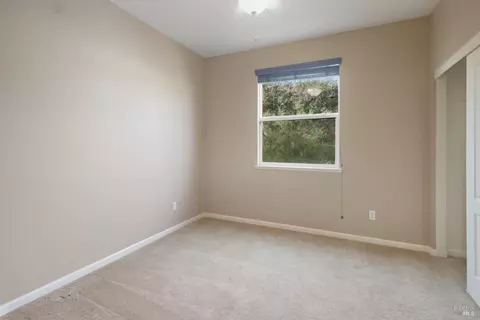 Bedroom - 2438 Sheldon Dr, Fairfield, CA 94533 photo 13 of 15